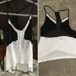 Alo Yoga tank ❤️